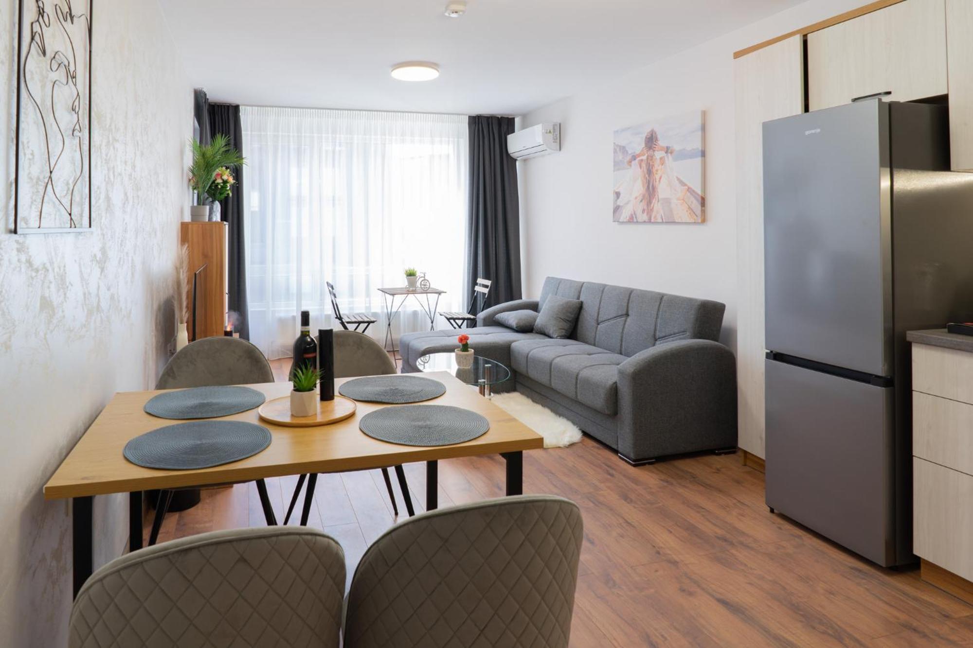 New Modern & Cozy Apartment With Free Private Parking And Ev Charging Station Varna Exterior foto